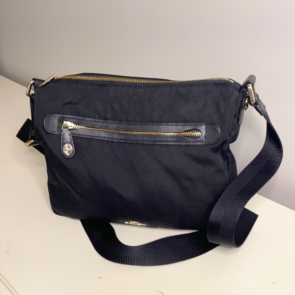 Coach Handbags - Coach Crossbody Purse